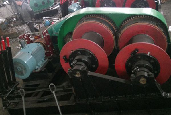 卷?yè)P(yáng)機(jī)