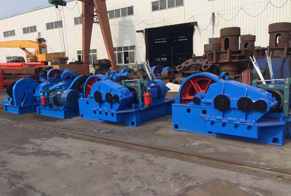 卷?yè)P(yáng)機(jī)